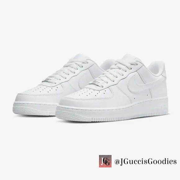 Nike Air Force 1 '07 (Size 10 Mens) - Picture 1 of 3